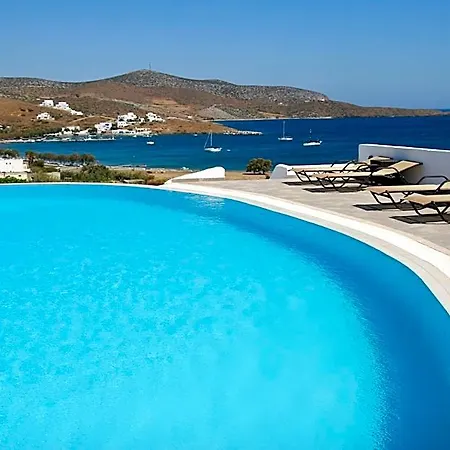 Hotel Castellano Village